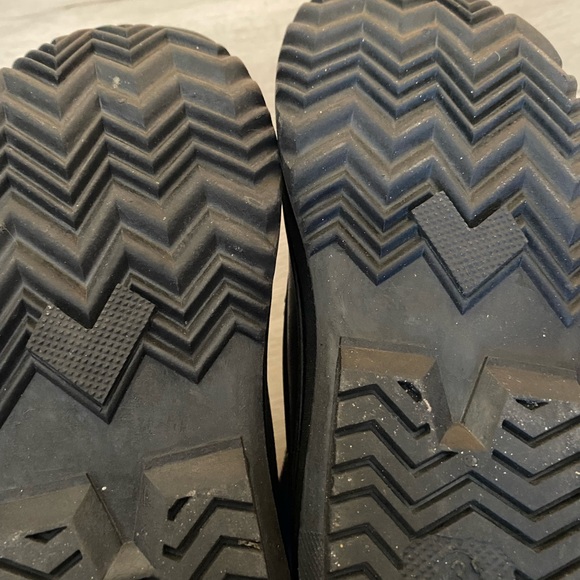 Snow shoes - Picture 3 of 6